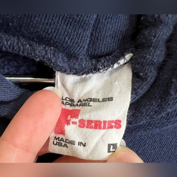 Maroon 5 Pullover Hoodie - Picture 3 of 3